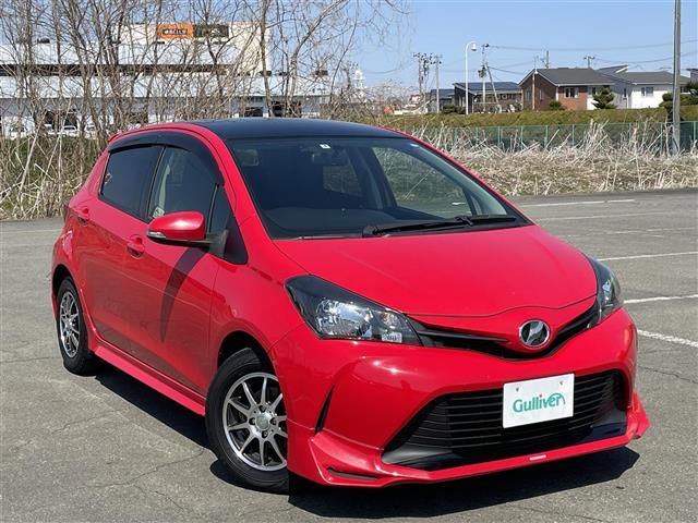 2015 TOYOTA VITZ